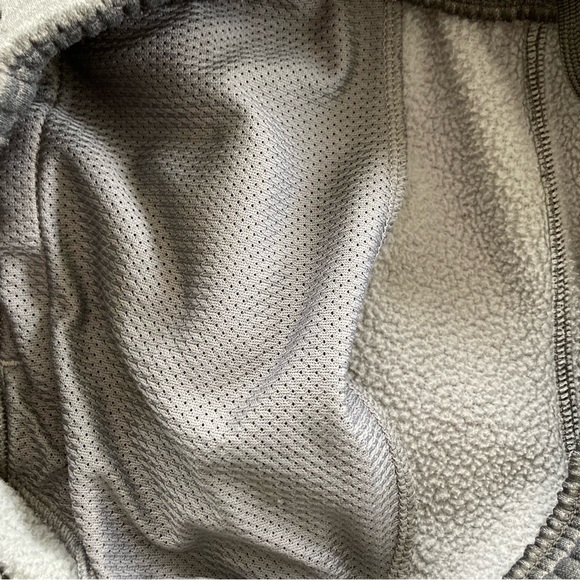 Under Armour loose storm youth gray sweatpants YXL - Picture 4 of 7